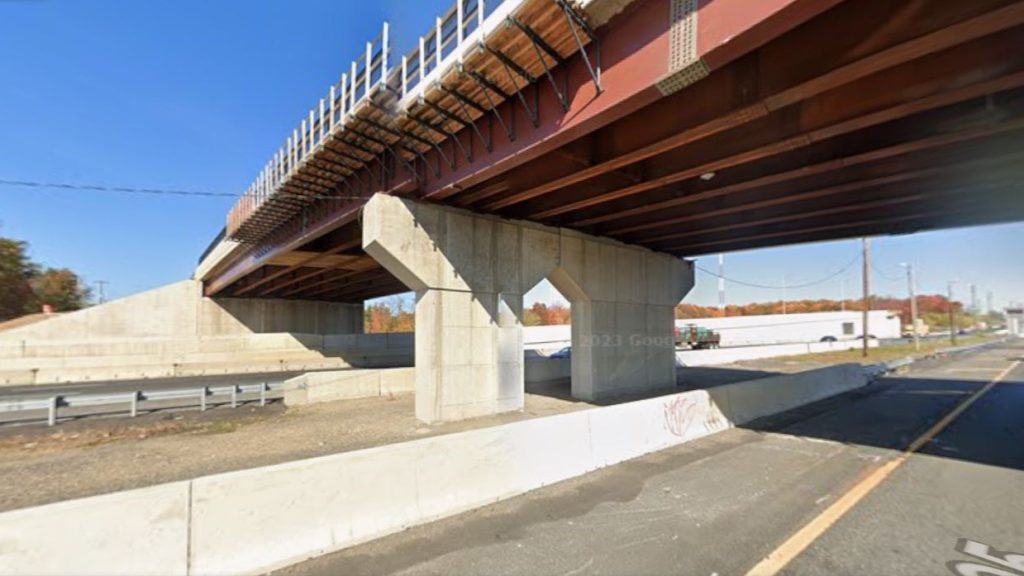 The new bridge was designed with a higher clearance than the old structure, to accommodate Ramps A and B that would pass under it. November, 2022